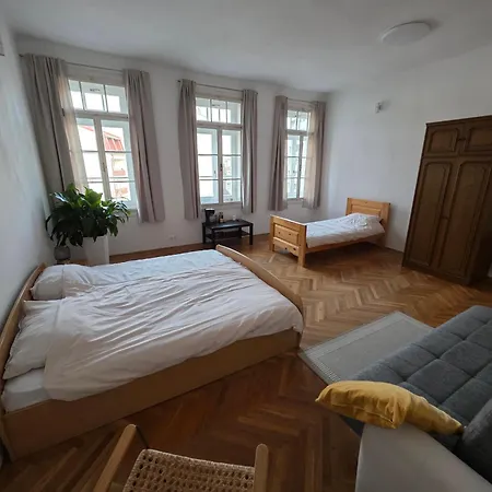 In Centre Gostinjska kuća 3*