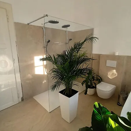 Πανσιόν In Centre Μαριμπόρ