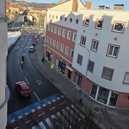 In Centre Konukevi 3*