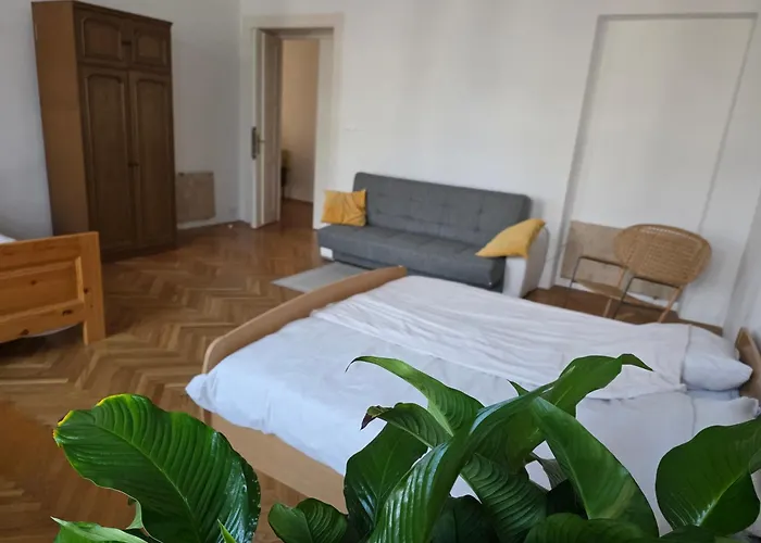 In Centre Gostinjska kuća 3*